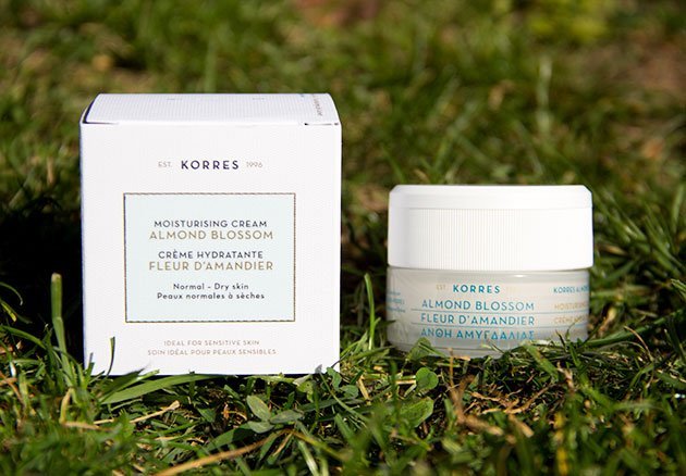 korres-fleur-amandier