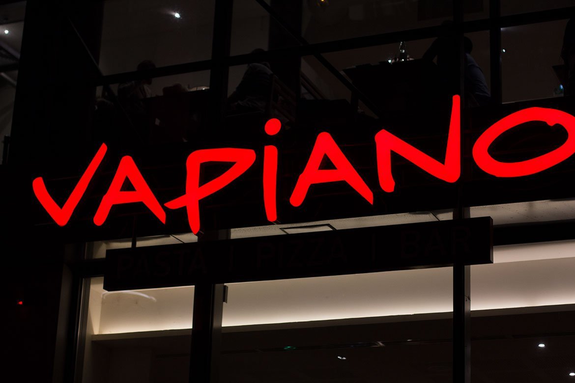 enseigne Vapiano Disney